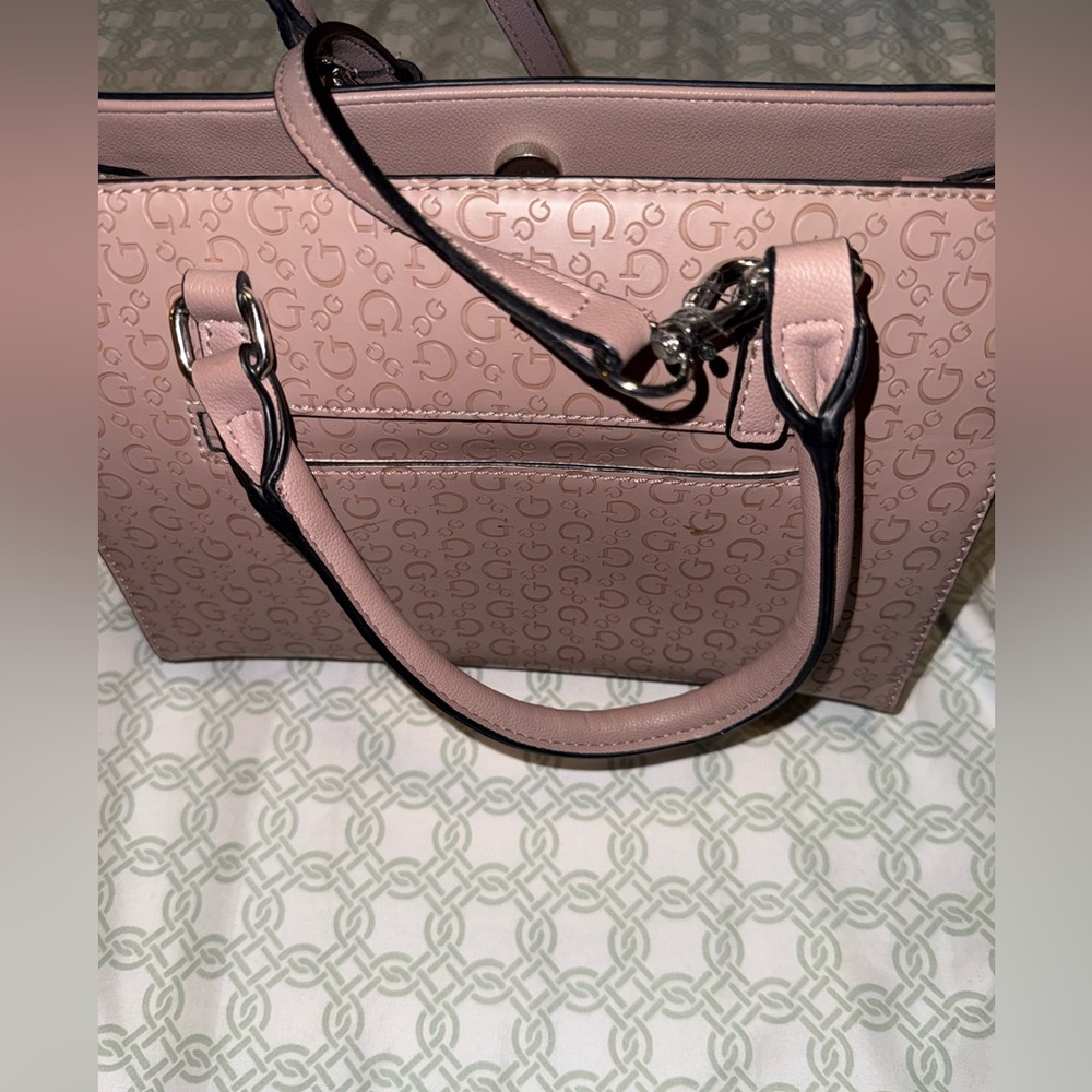 💕Final price 💕Guess Blush Pink Monogram Tote with removable strap & silver - Picture 4 of 16